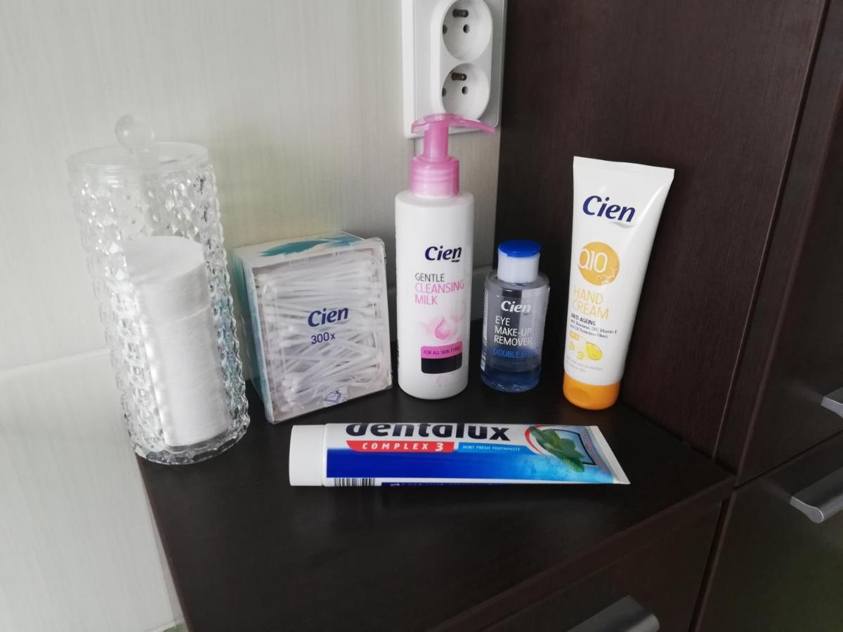 Apartmán Tajov pre 5 osôb, privatne parkovanie a terasa Esterno foto